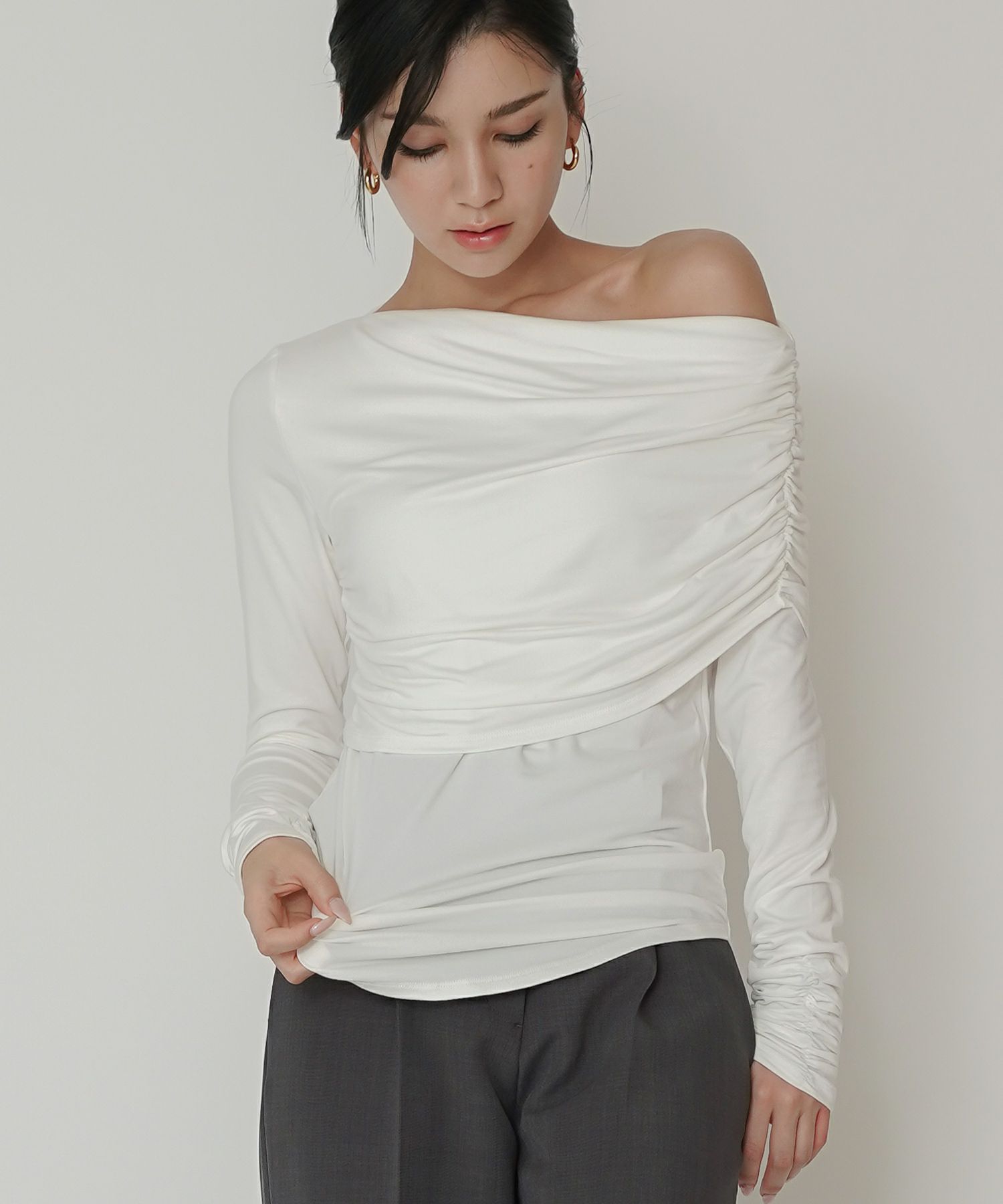 ワンショル オフショル ドレープ お仕事 オフィス アシンメトリー ロンT タイトTシャツ KINO THE KEI