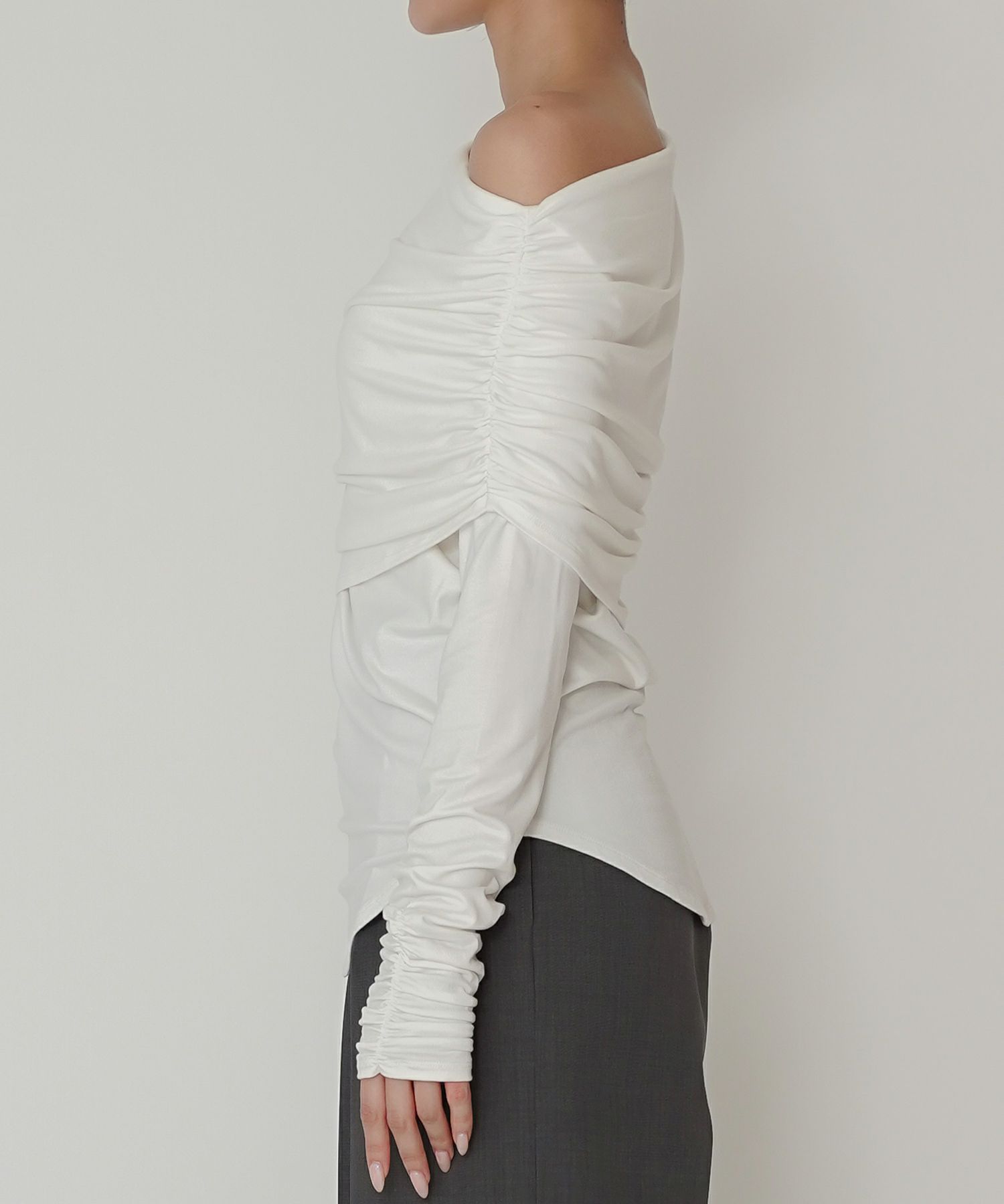 ワンショル オフショル ドレープ お仕事 オフィス アシンメトリー ロンT タイトTシャツ KINO THE KEI