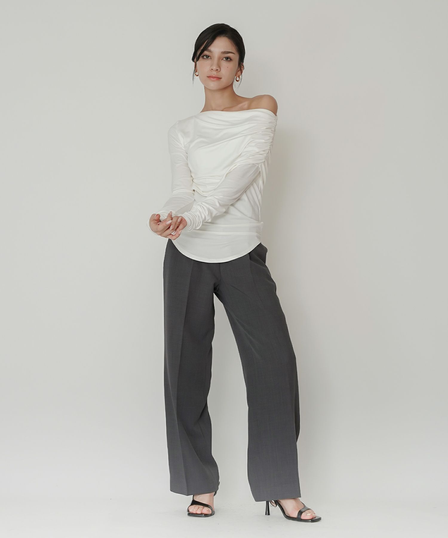 ワンショル オフショル ドレープ お仕事 オフィス アシンメトリー ロンT タイトTシャツ KINO THE KEI