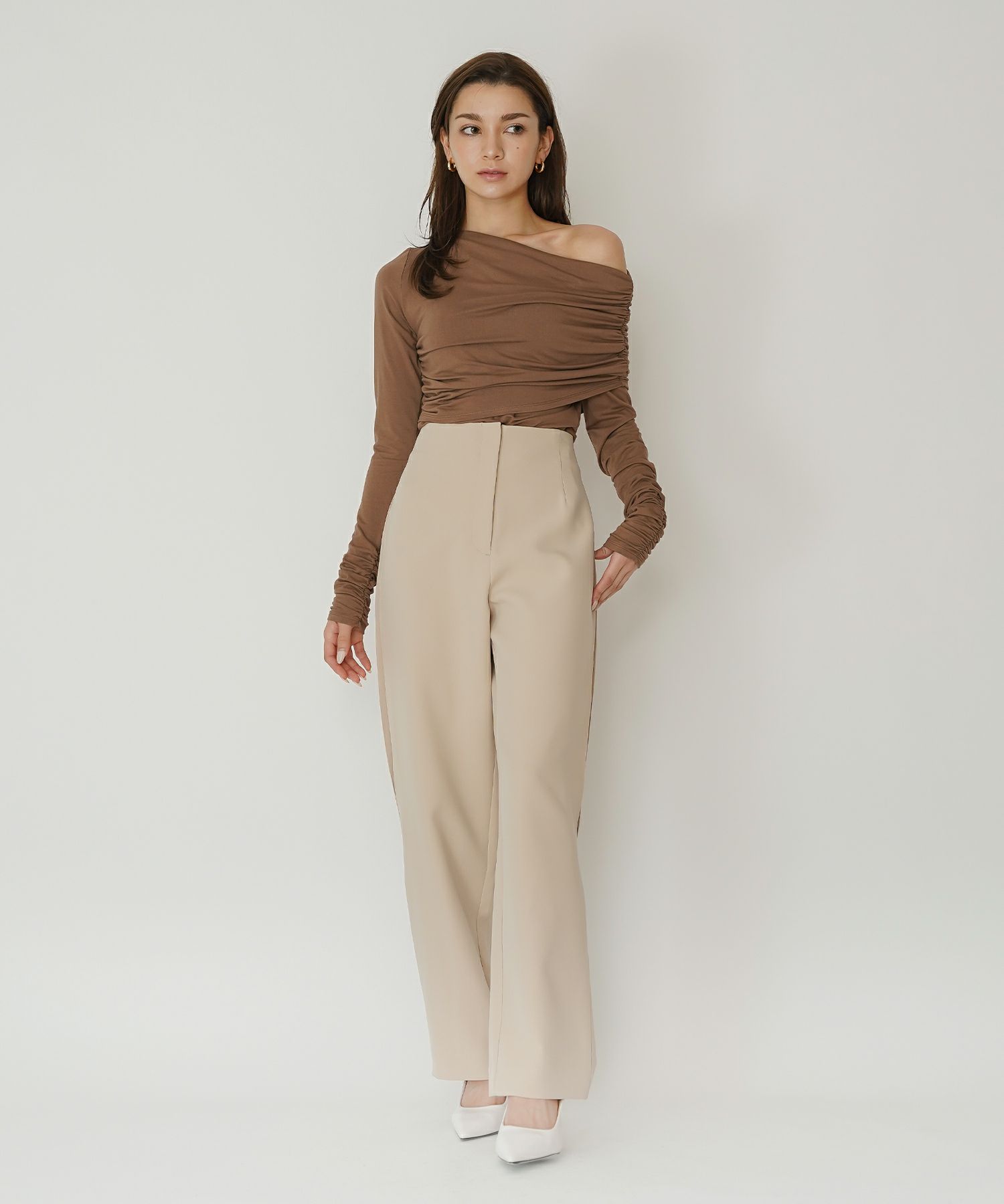 ワンショル オフショル ドレープ お仕事 オフィス アシンメトリー ロンT タイトTシャツ KINO THE KEI