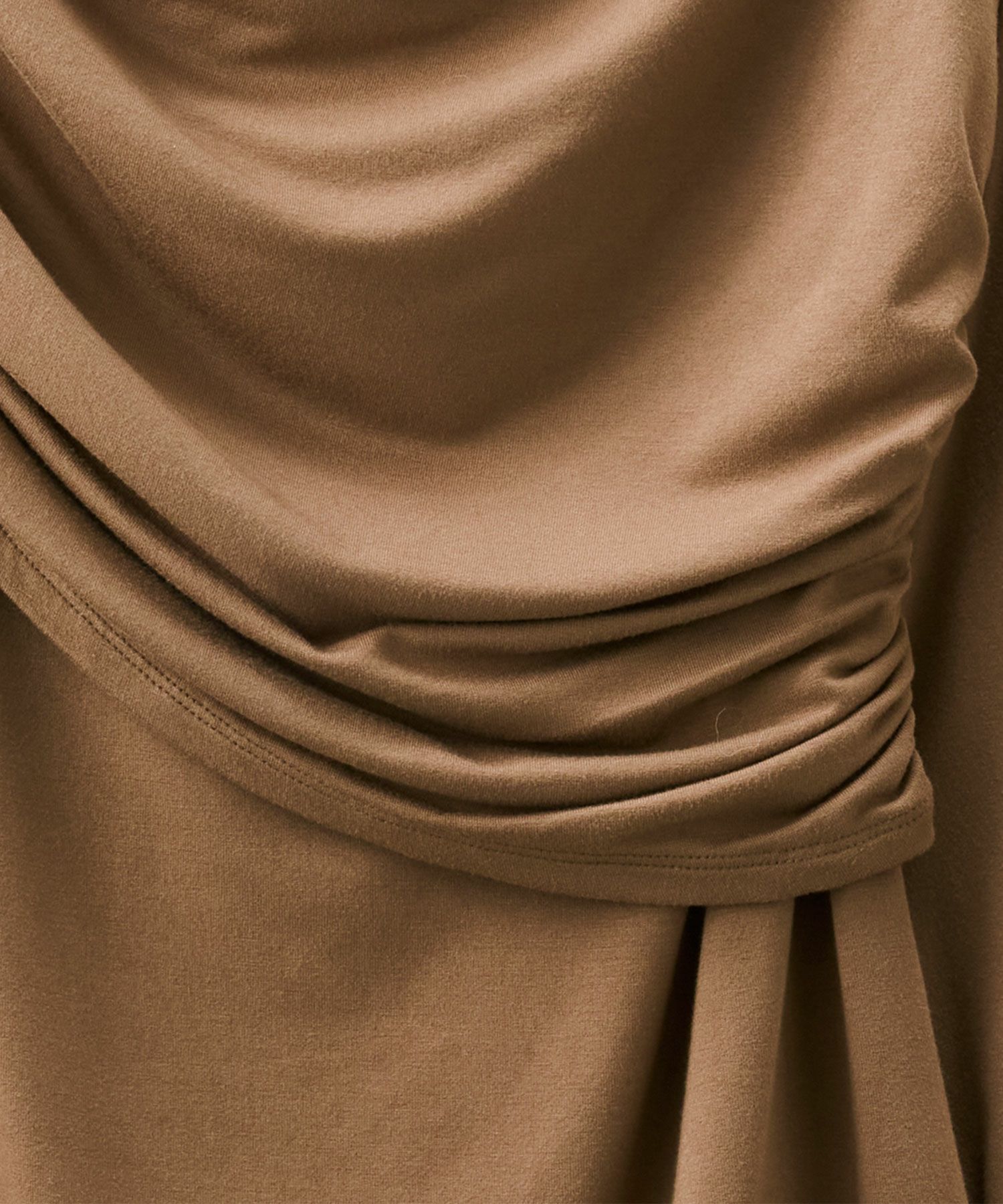 ワンショル オフショル ドレープ お仕事 オフィス アシンメトリー ロンT タイトTシャツ KINO THE KEI