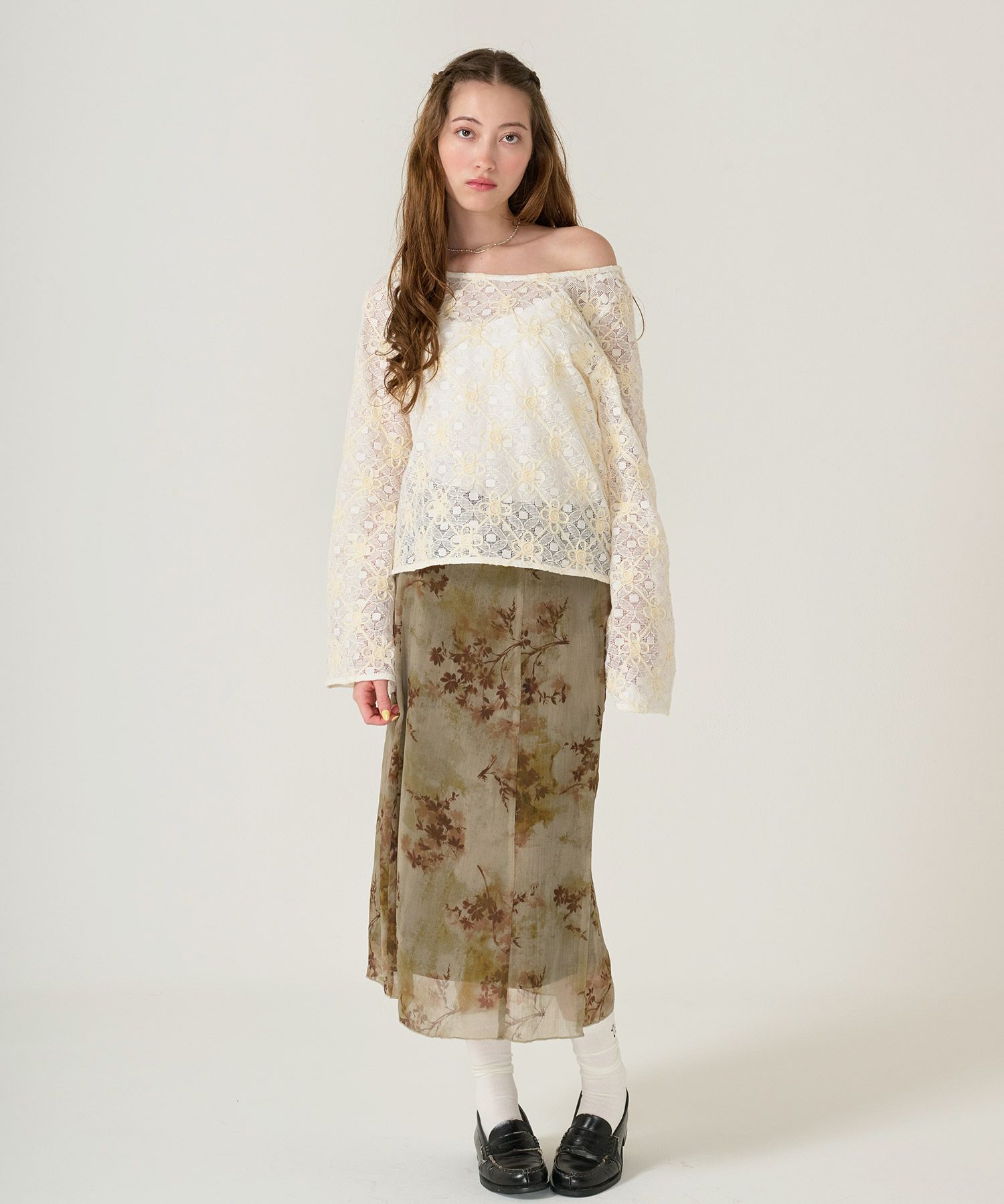 フラワー/刺繍/ トップス/ホワイト