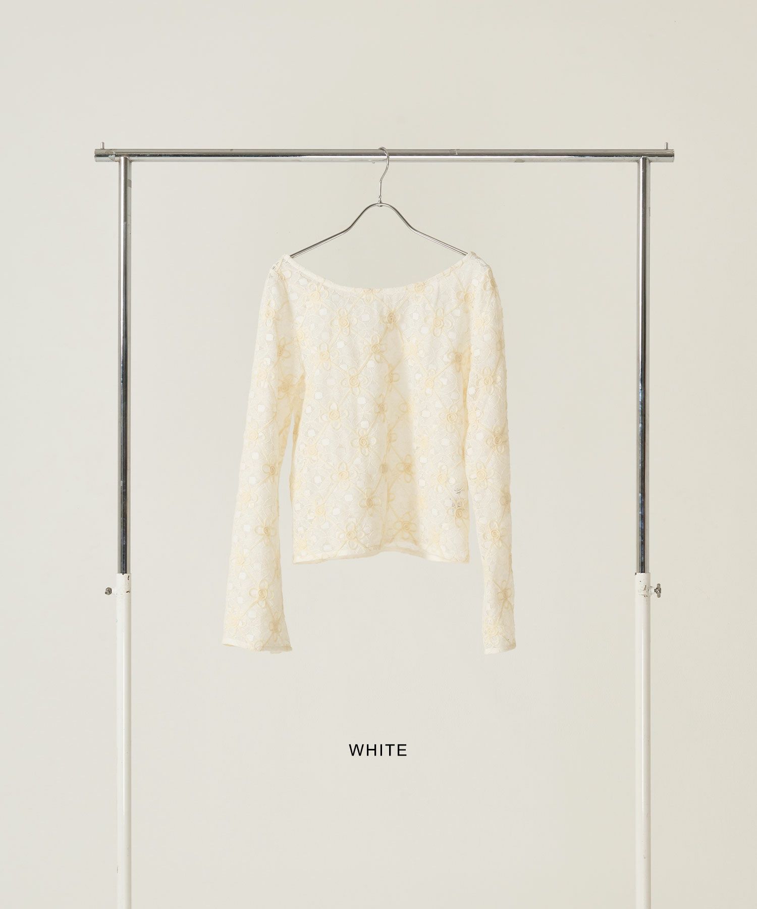 フラワー/刺繍/ トップス/ホワイト