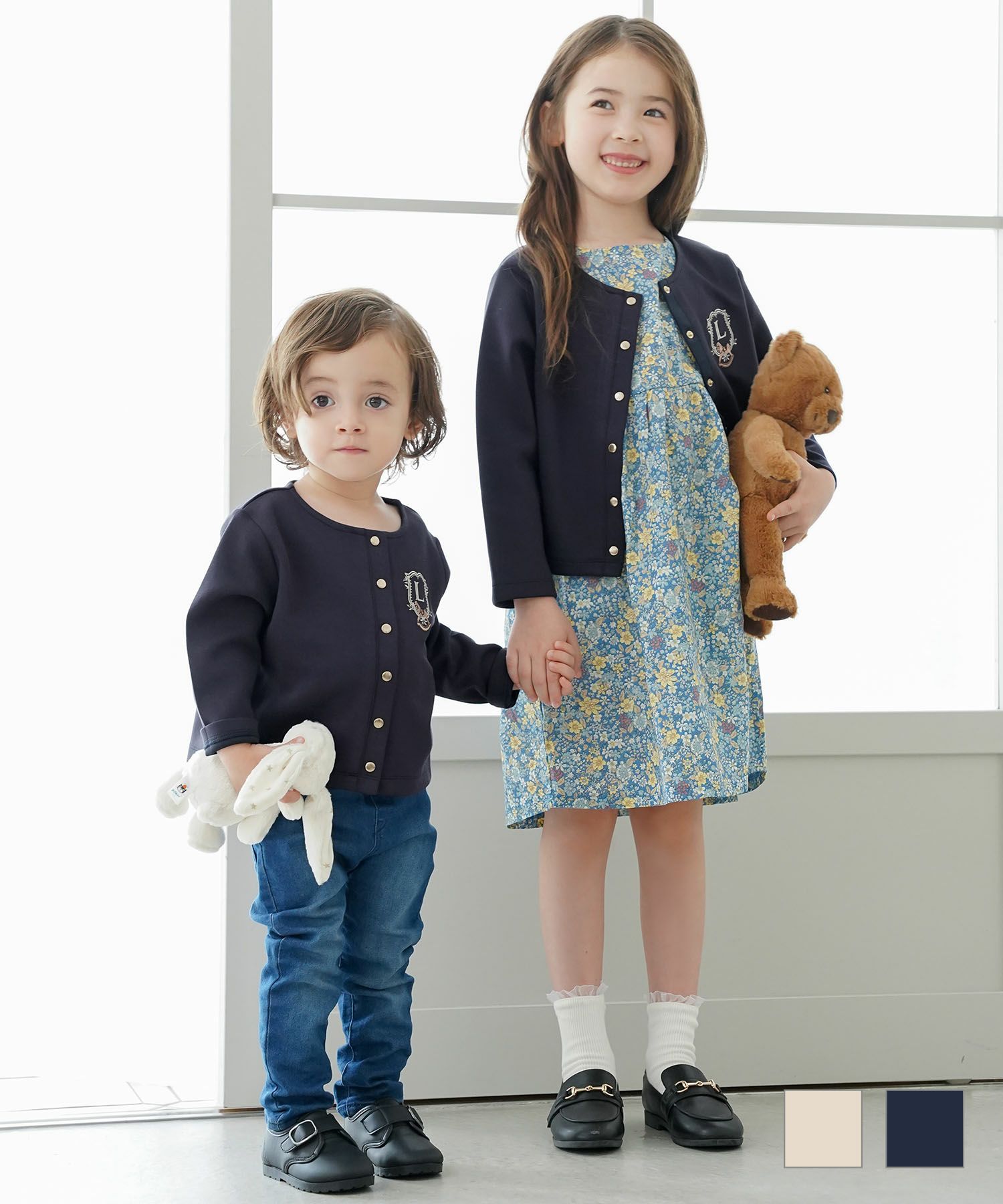 vanillerkids木馬エンブレムカーディガンlerevevanillerアイボリー/クラシックネイビー