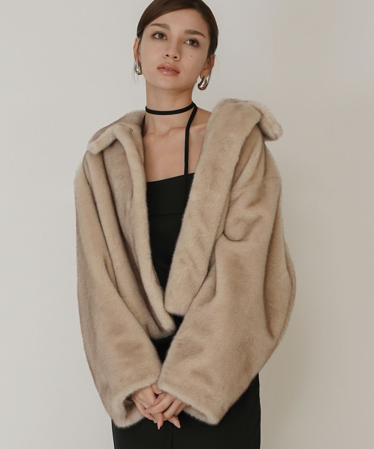 大人かわいい 上品 ディナー デート コンパクト クロップド丈 ファーコート 軽い 韓国風 綺麗め 細見え カジュアル KINO THE KEI