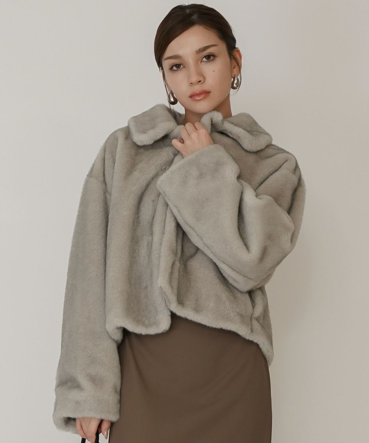 大人かわいい 上品 ディナー デート コンパクト クロップド丈 ファーコート 軽い 韓国風 綺麗め 細見え カジュアル KINO THE KEI