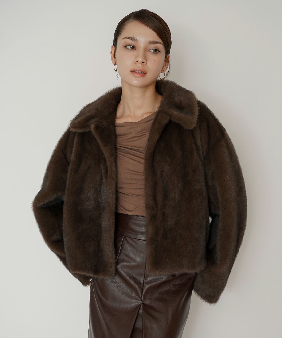 大人かわいい 上品 ディナー デート コンパクト クロップド丈 ファーコート 軽い 韓国風 綺麗め 細見え カジュアル KINO THE KEI