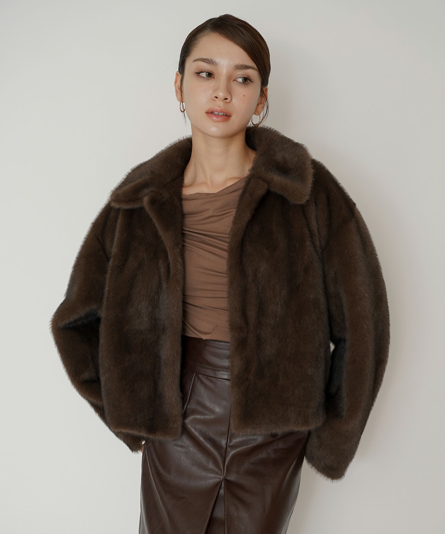 大人かわいい 上品 ディナー デート コンパクト クロップド丈 ファーコート 軽い 韓国風 綺麗め 細見え カジュアル KINO THE KEI