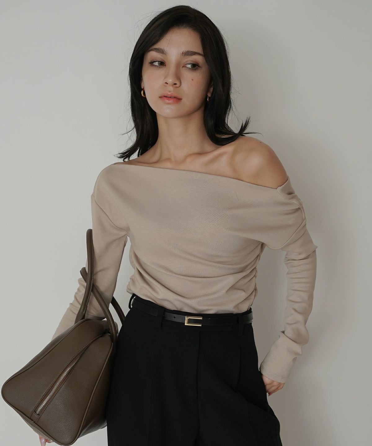 カットソー セットアップ オフショルトップス ドレープ タイトトップス 韓国風 綺麗め 細見え カジュアル KINO THE KEI