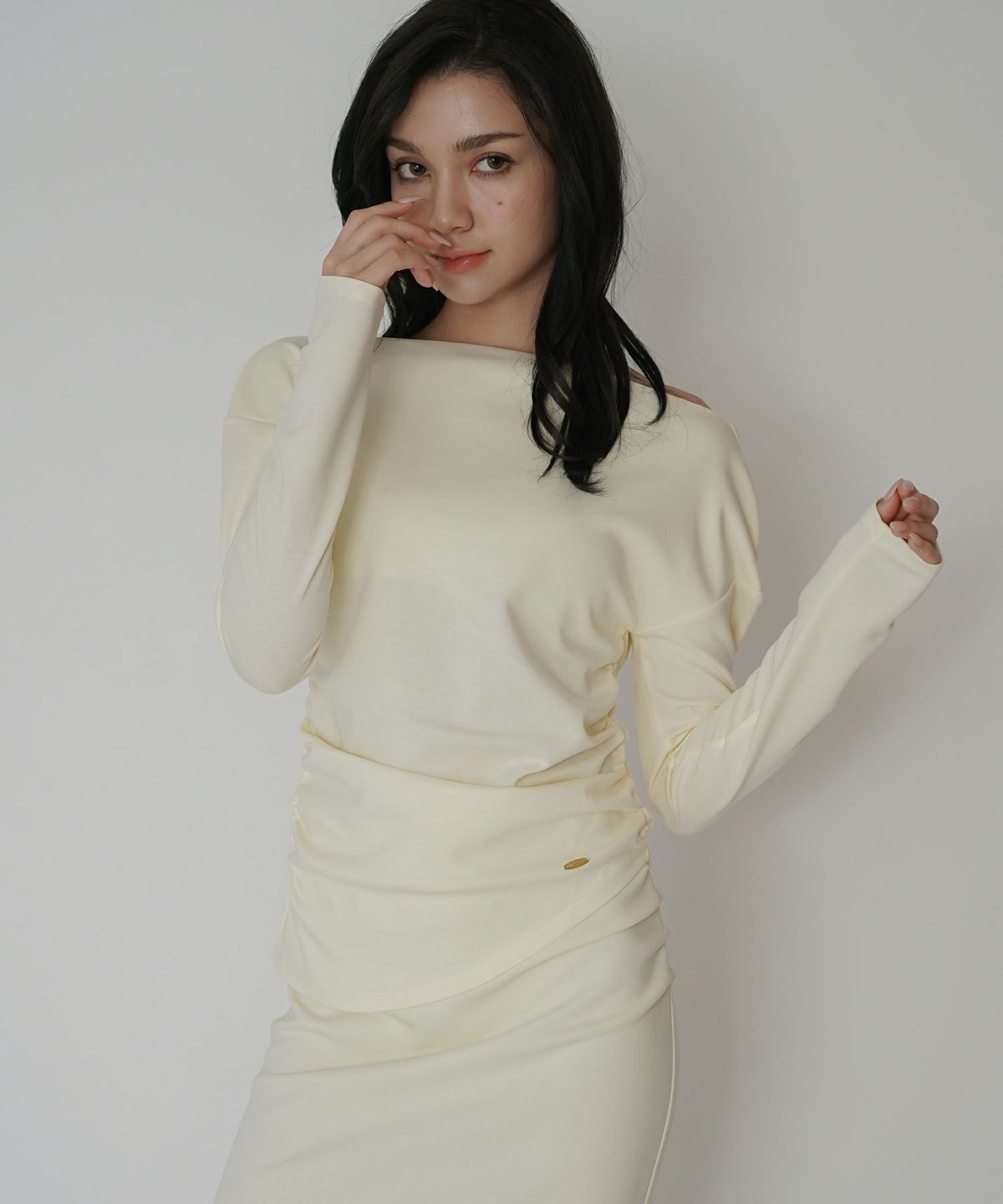 カットソー セットアップ オフショルトップス ドレープ タイトトップス 韓国風 綺麗め 細見え カジュアル KINO THE KEI