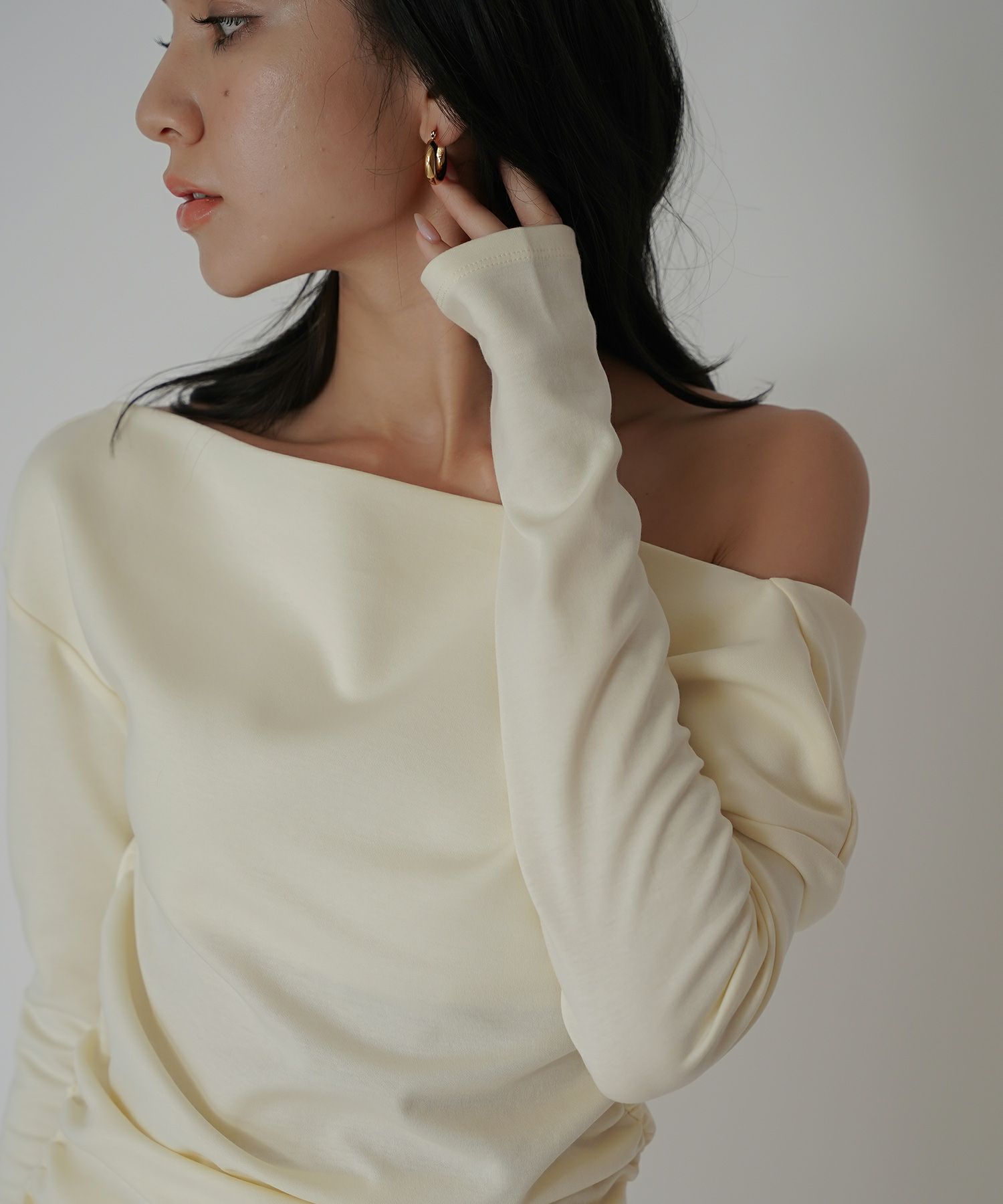 カットソー セットアップ オフショルトップス ドレープ タイトトップス 韓国風 綺麗め 細見え カジュアル KINO THE KEI