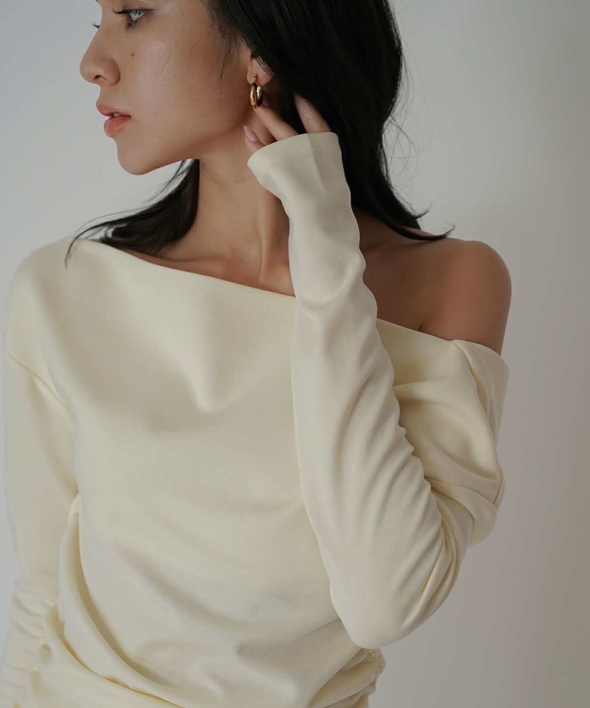 カットソー セットアップ オフショルトップス ドレープ タイトトップス 韓国風 綺麗め 細見え カジュアル KINO THE KEI