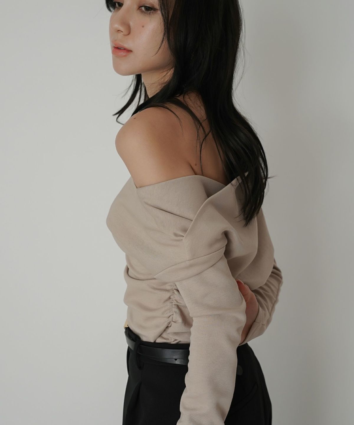 カットソー セットアップ オフショルトップス ドレープ タイトトップス 韓国風 綺麗め 細見え カジュアル KINO THE KEI