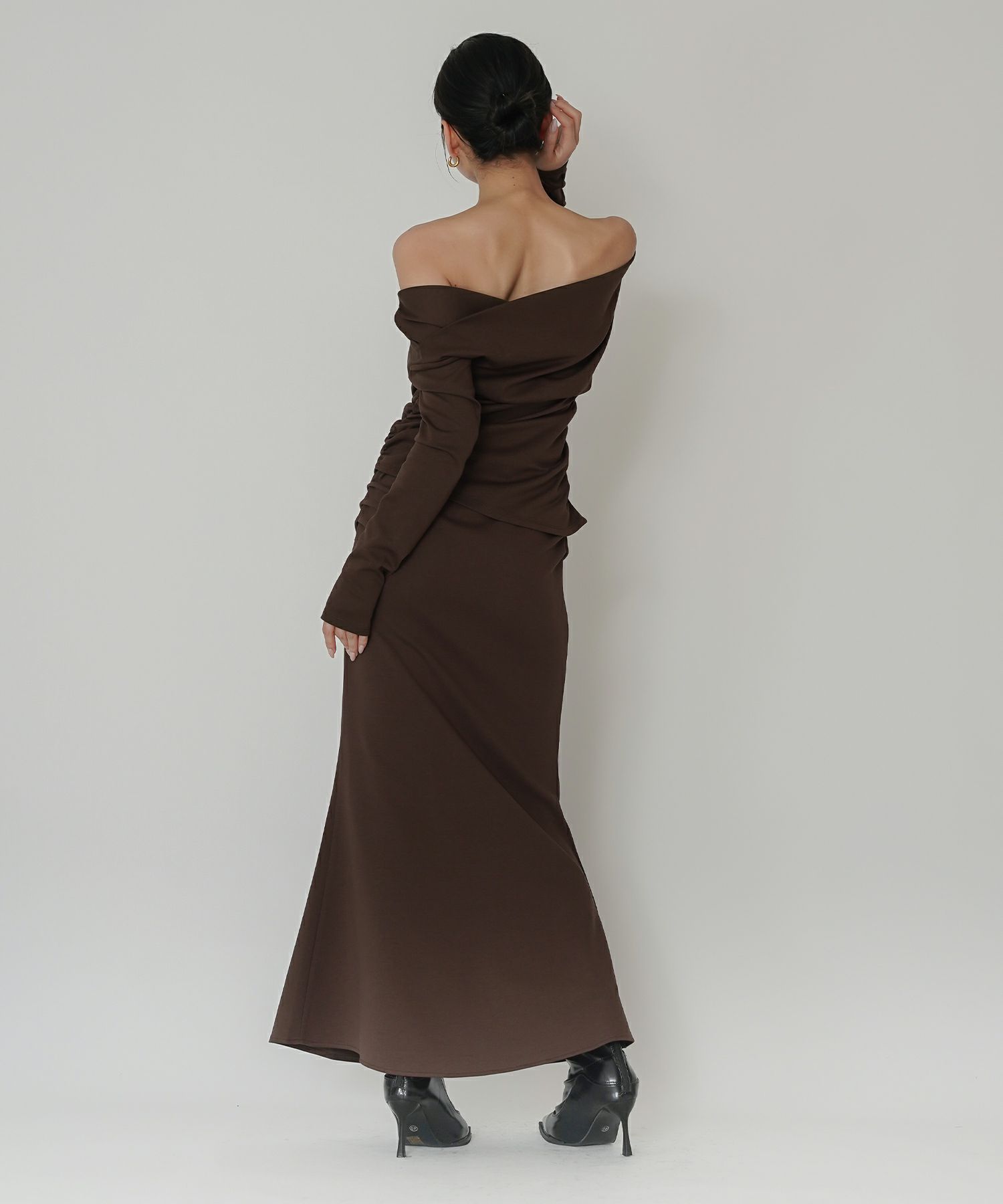 カットソー セットアップ オフショルトップス ドレープ タイトトップス 韓国風 綺麗め 細見え カジュアル KINO THE KEI