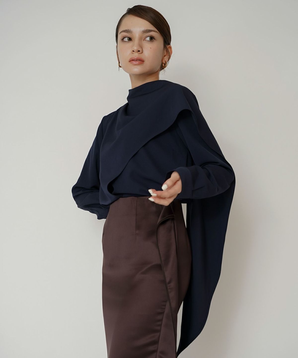 フレアシルエット お仕事 オフィス ディナー フォーマル ドレープ モード 変形シャツ  韓国風 綺麗め 細見え カジュアル KINO THE KEI