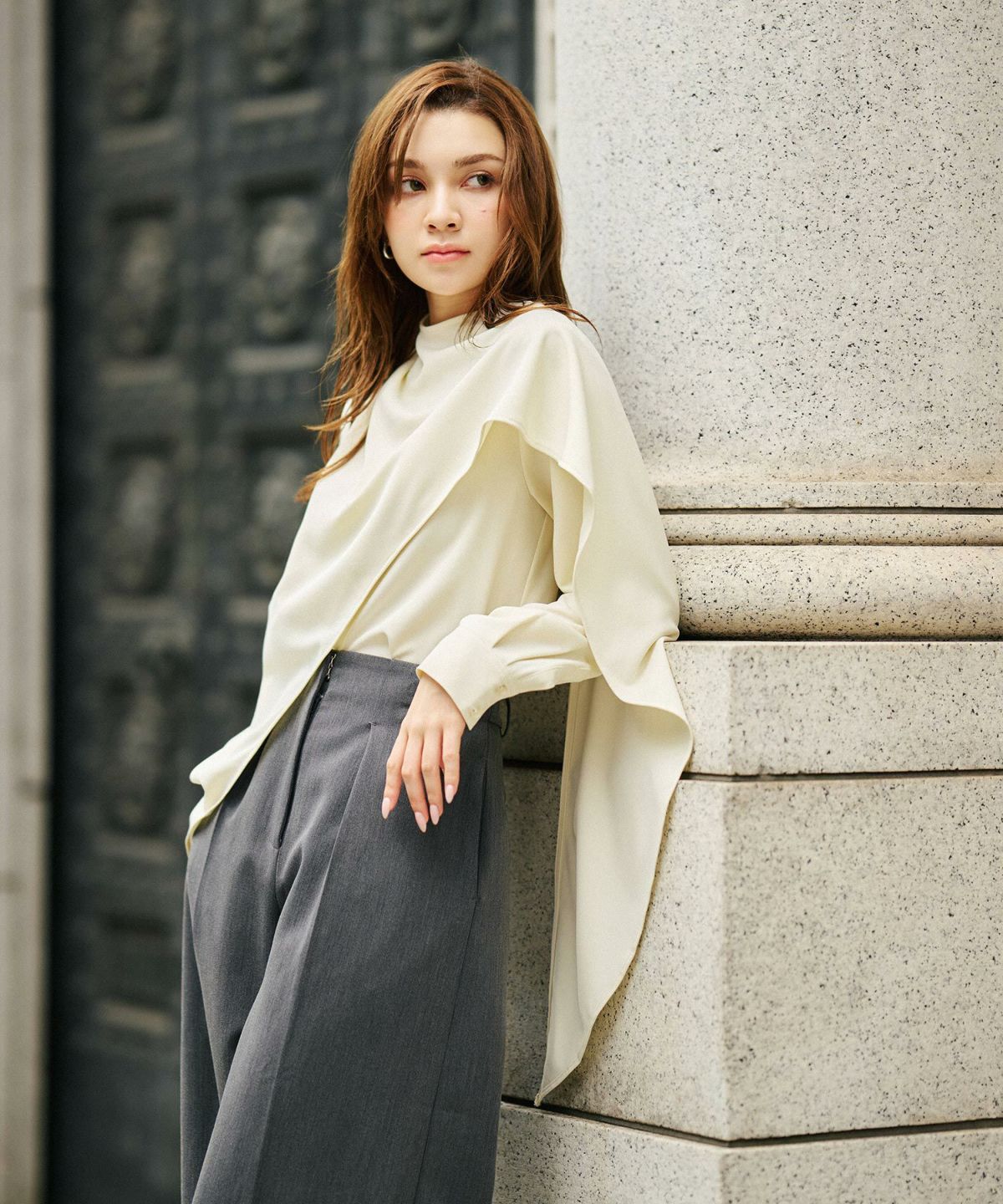 フレアシルエット お仕事 オフィス ディナー フォーマル ドレープ モード 変形シャツ  韓国風 綺麗め 細見え カジュアル KINO THE KEI