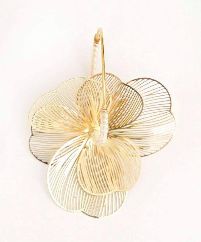 PLANT / PLANTプラントプラント お花 ピアス PLANT / PLANTプラントプラント お花 ピアス