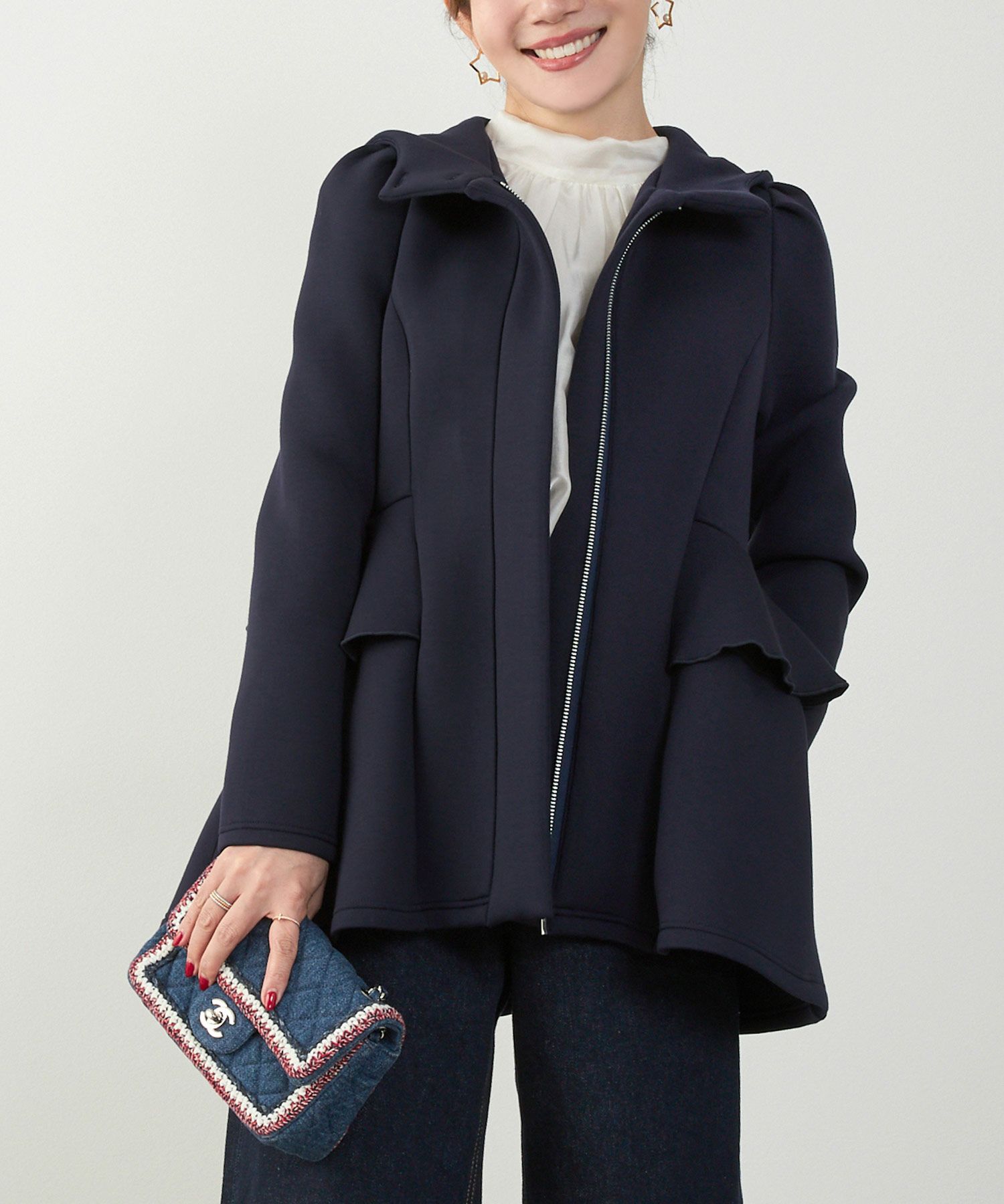 レディース ライトアウター 長袖 大人カジュアル オフィス きれいめ 体型カバー ペプラム スタンドカラー 春 秋 ジョイントスペース