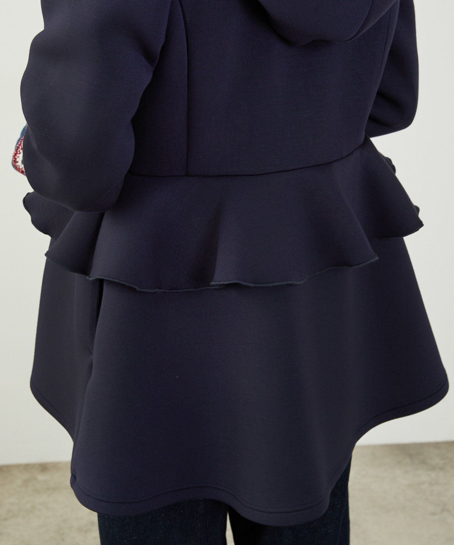 レディース ライトアウター 長袖 大人カジュアル オフィス きれいめ 体型カバー ペプラム スタンドカラー 春 秋 ジョイントスペース