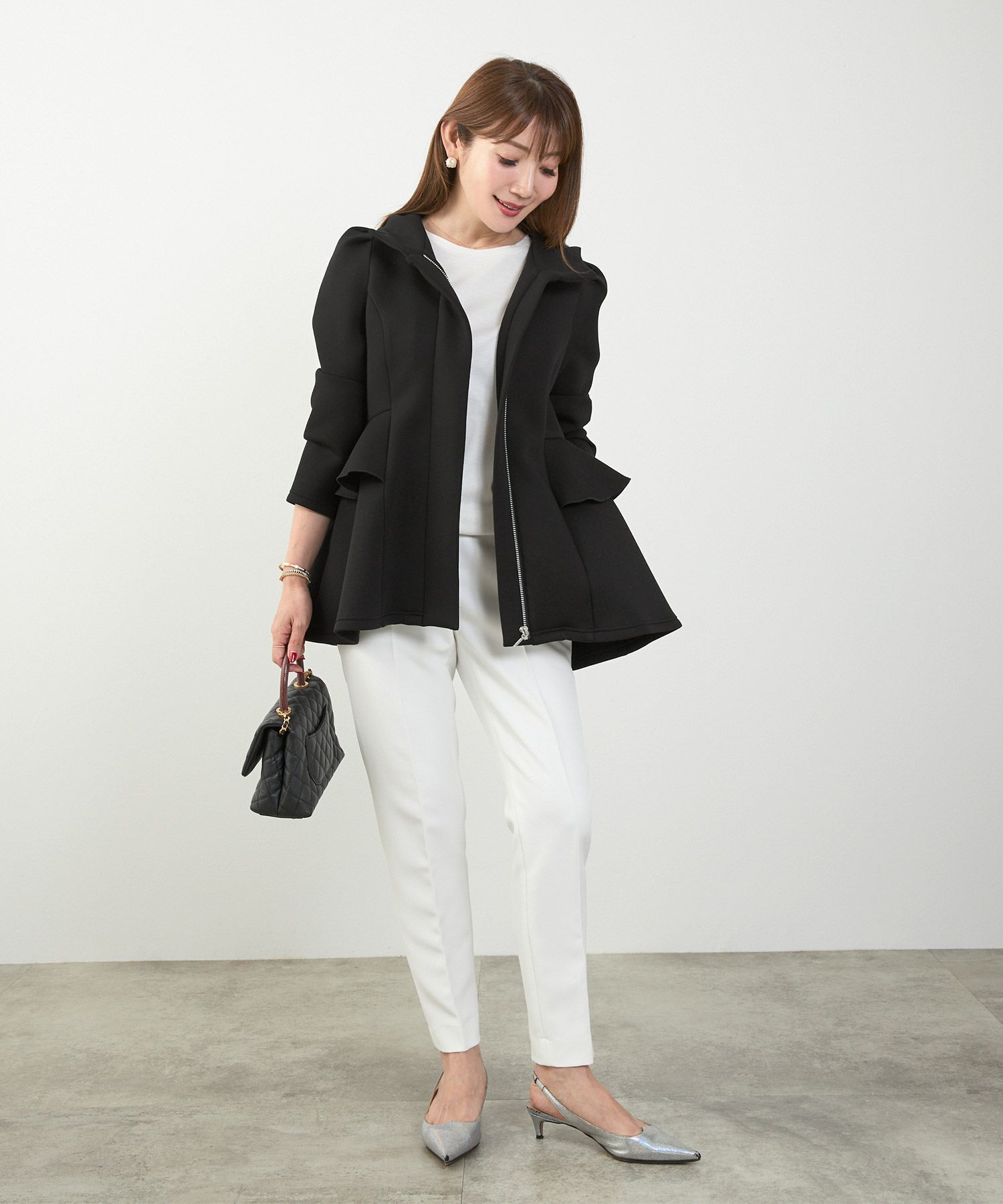 レディース ライトアウター 長袖 大人カジュアル オフィス きれいめ 体型カバー ペプラム スタンドカラー 春 秋 ジョイントスペース