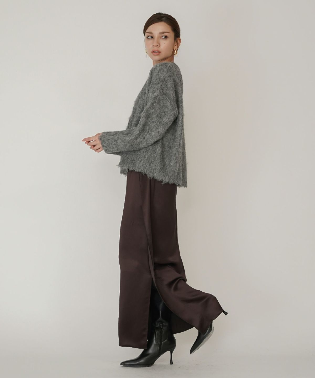 モテニット ふわふわニット モヘア デートコーデ ディナー クリスマス あざと可愛い オーバーサイズ モヘア セーター シャギーニット 韓国風 綺麗め 細見え カジュアル KINO THE KEI