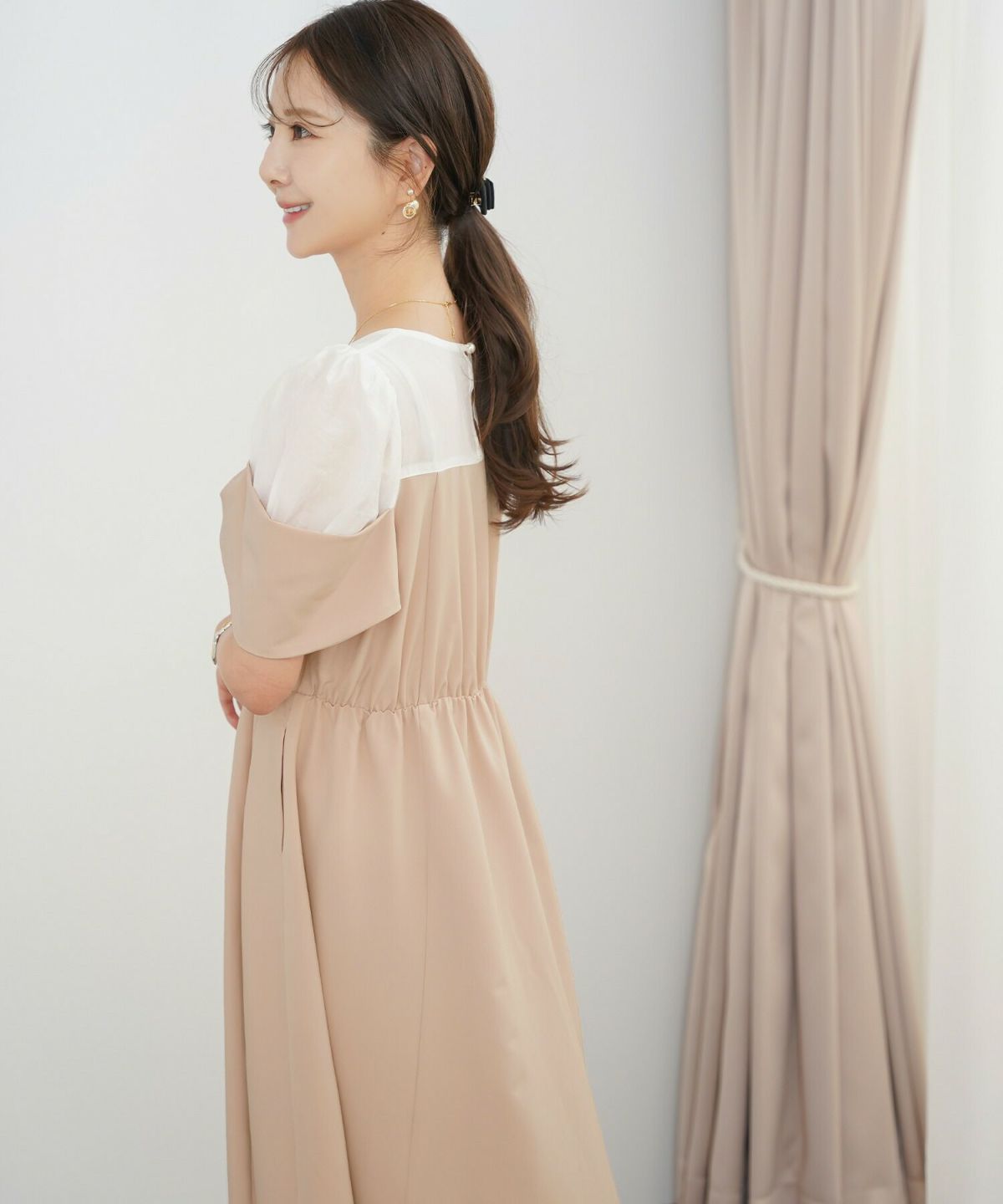 レディース ワンピース シアー リボン ドッキング 結婚式 お呼ばれ パーティー フォーマル 透け感 ロング丈 ポケット付き オフショル風 ペールカラー 大人可愛い フェミニン グレージュ ピンクベージュ ネイビー ブラック