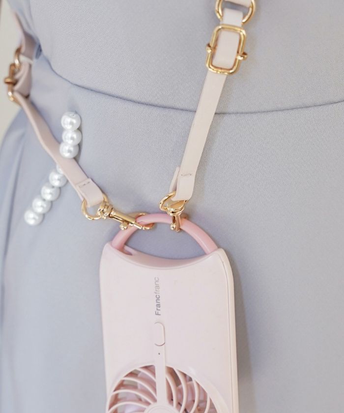 小物 ストラップ マルチウェイ カメラ スマホ スマホケース ハンディファン 手持ち 扇風機 うちわ ハートキルティング カワイイ おしゃれ トレンド