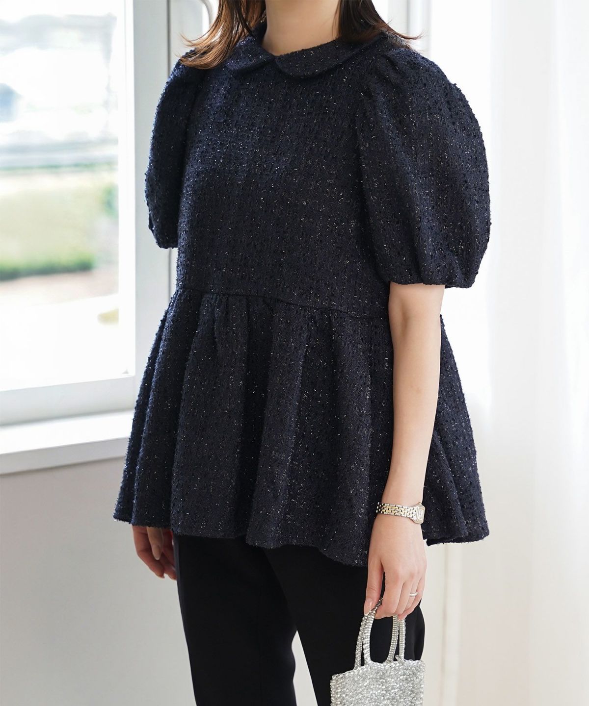 襟付き ツイード ペプラムトップス 丸襟 ツイード ラメ オフィス 学校行事 きれいめ 半袖 ホワイト/ネイビー/M