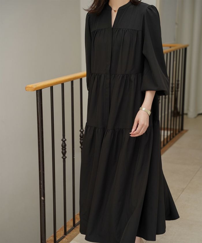 コケットティアードワンピース ブラック 予約]Vネックドロストティアードワンピース/ブラック – Lumier