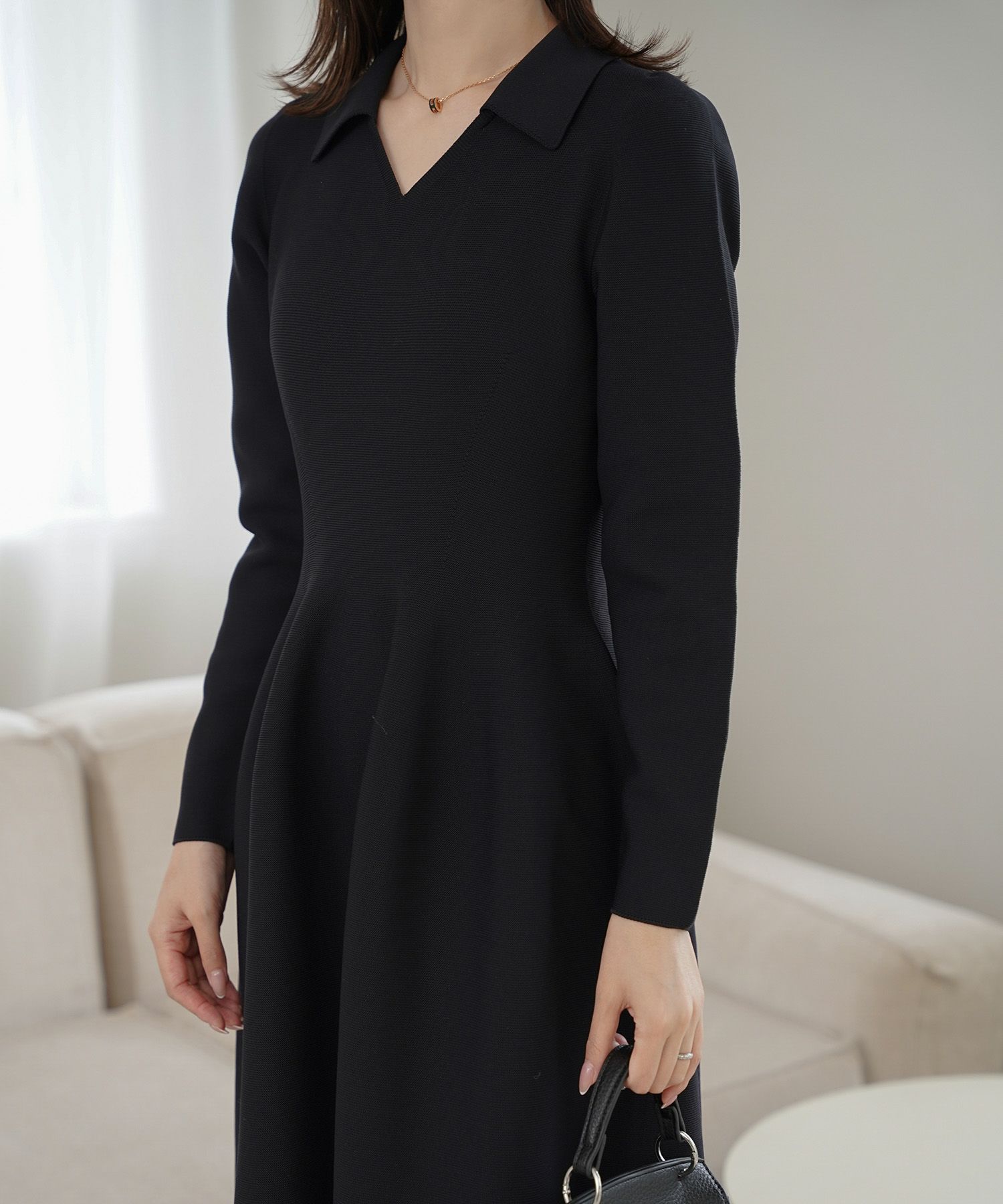 Winter-SALE オープンカラー ホールガーメント ニット ワンピース HUIT