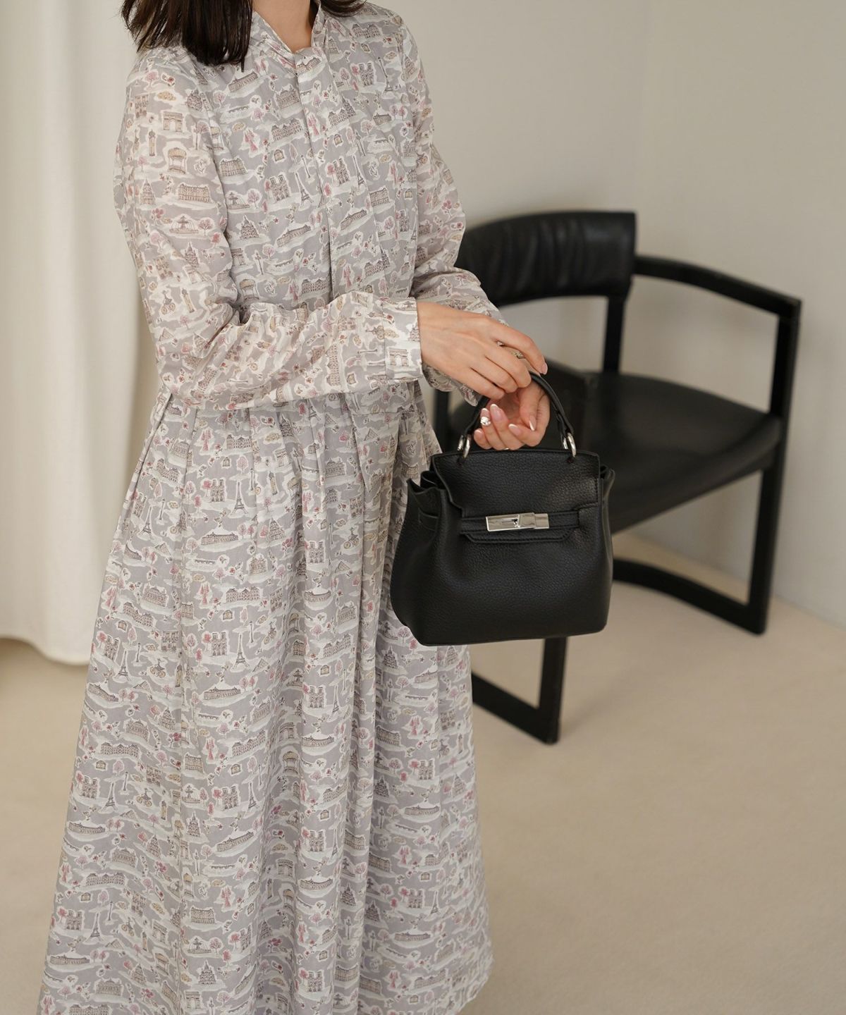 レディース ワンピース ボウタイ リバティ柄 長袖 パリ 陶器 長袖 きれいめ 上品 洗える グレー/ピンク/ブルー/ベージュ/M