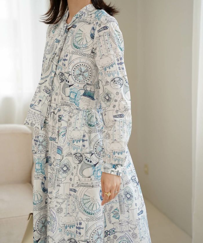 Ｄ＆Ｇ　花柄　水玉　ボウタイ　シャツ　ワンピース　シルク　38 M ボウタイ ワンピース Made with Liberty Fabric HUIT 全4色