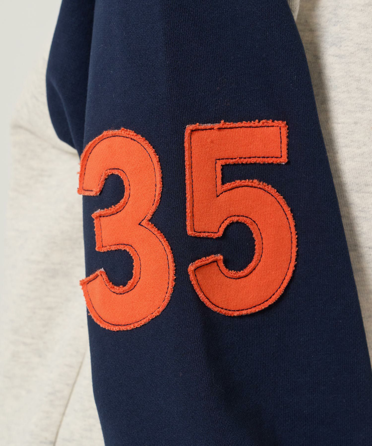 ラグラン/スウェット/トレーナー