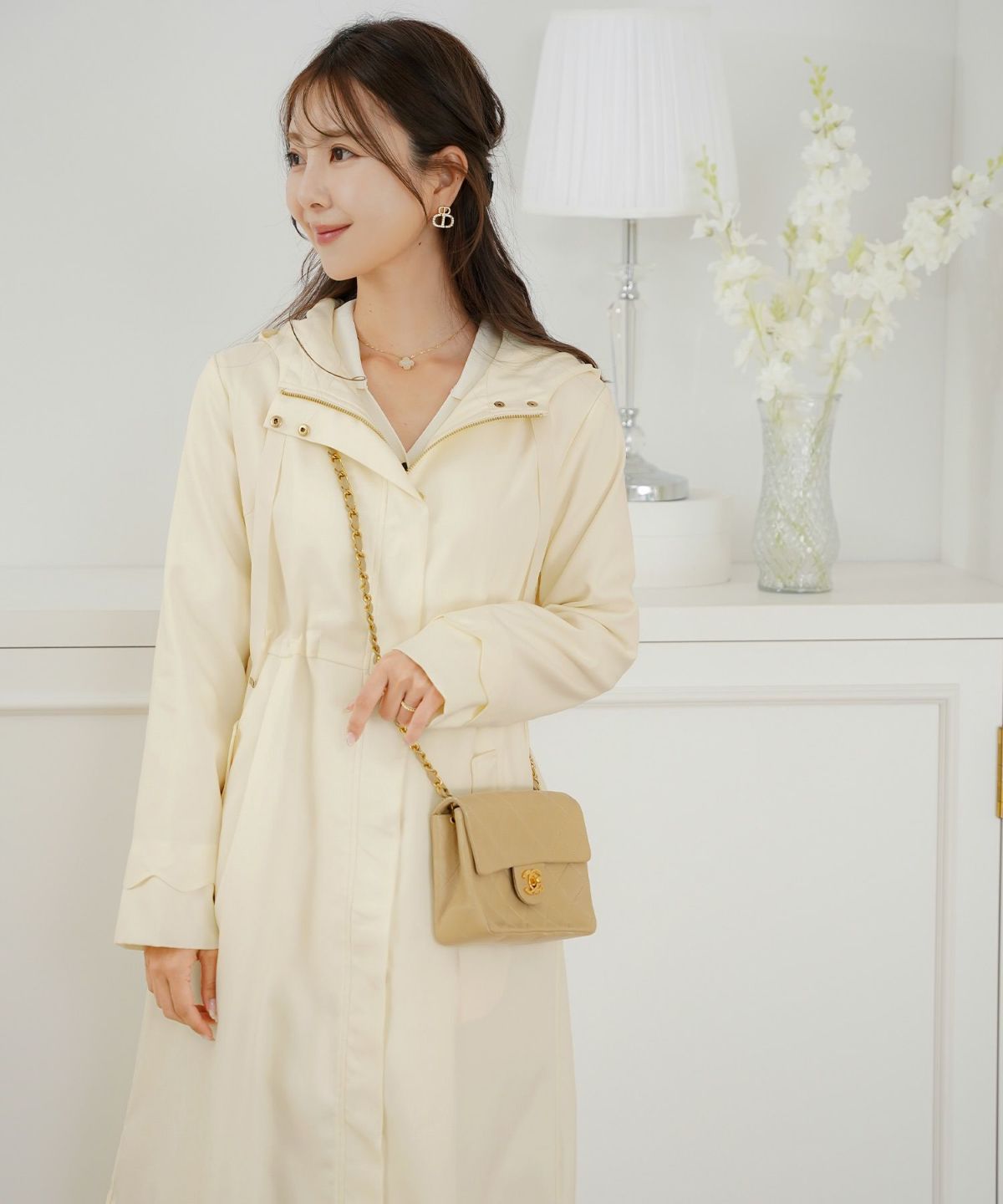 マウンテンパーカー スカラップ デザイン アウター 大人フェミニン 春 秋 きれいめ カジュアル フード付き  通勤  アウター 通学 デイリー オフィスカジュアル レディース ロング丈 アイボリー ピンクベージュ ネイビー