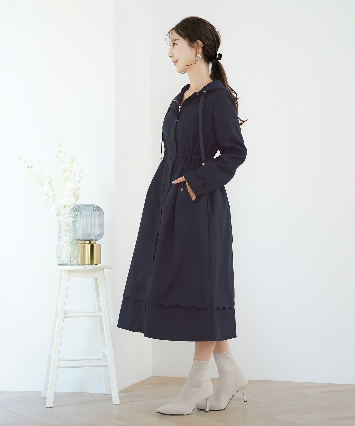 マウンテンパーカー スカラップ デザイン アウター 大人フェミニン 春 秋 きれいめ カジュアル フード付き  通勤  アウター 通学 デイリー オフィスカジュアル レディース ロング丈 アイボリー ピンクベージュ ネイビー