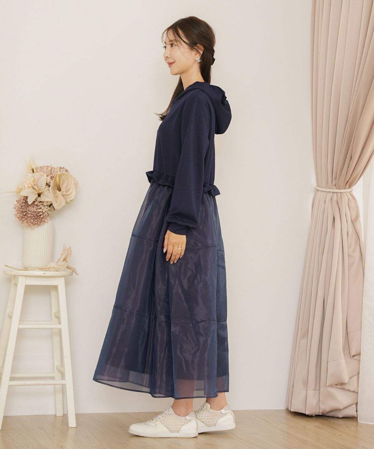 ダンボールニット オーガンジー ドッキング フード付き 長袖 ハイウエスト スタイルアップ 3段切替 大人フェミニン カジュアル フェミニン 体型カバー 秋冬 きれいめ 上品 ワンピース パーカー ピンク ライラック ネイビー チャコール