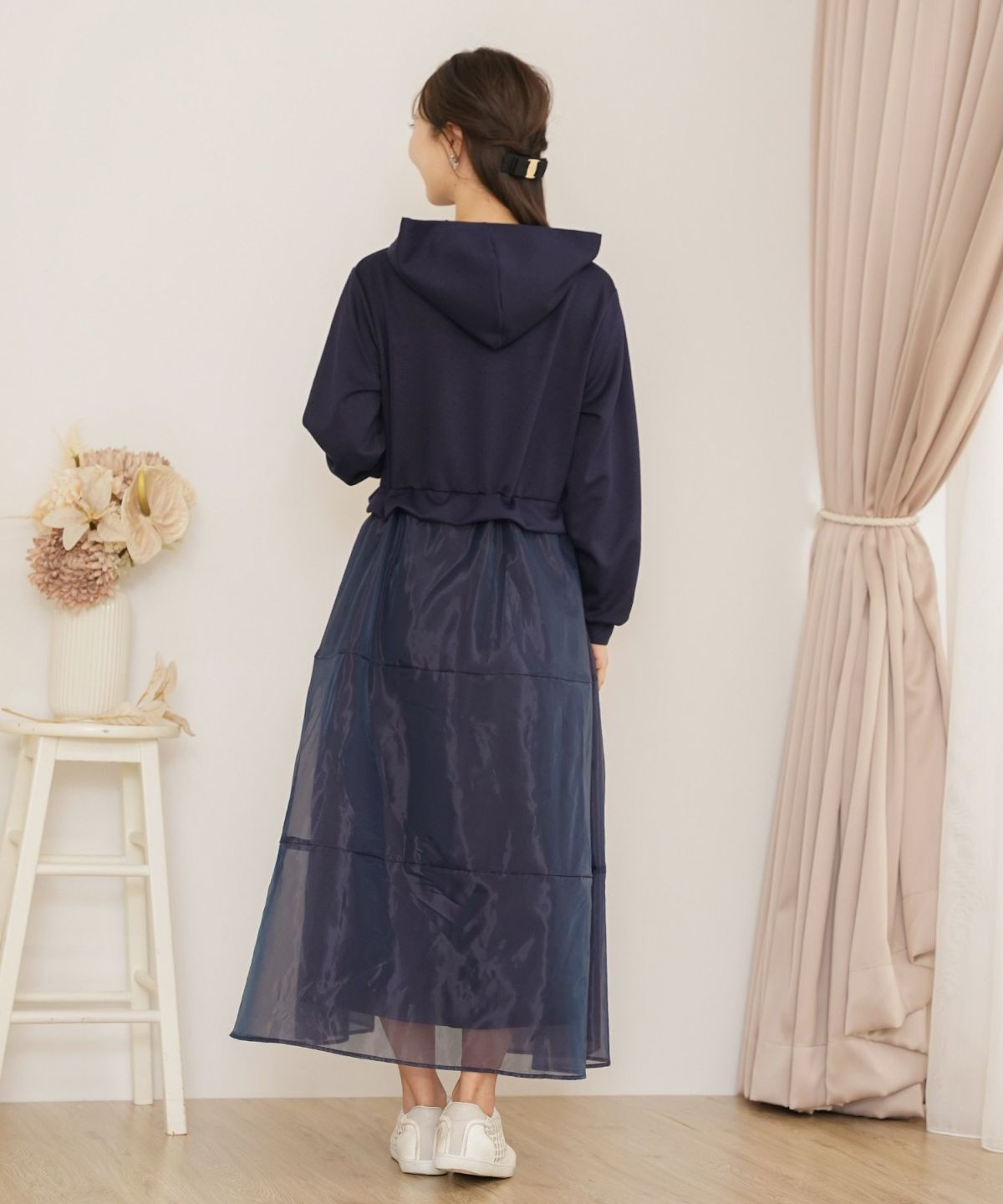ダンボールニット オーガンジー ドッキング フード付き 長袖 ハイウエスト スタイルアップ 3段切替 大人フェミニン カジュアル フェミニン 体型カバー 秋冬 きれいめ 上品 ワンピース パーカー ピンク ライラック ネイビー チャコール
