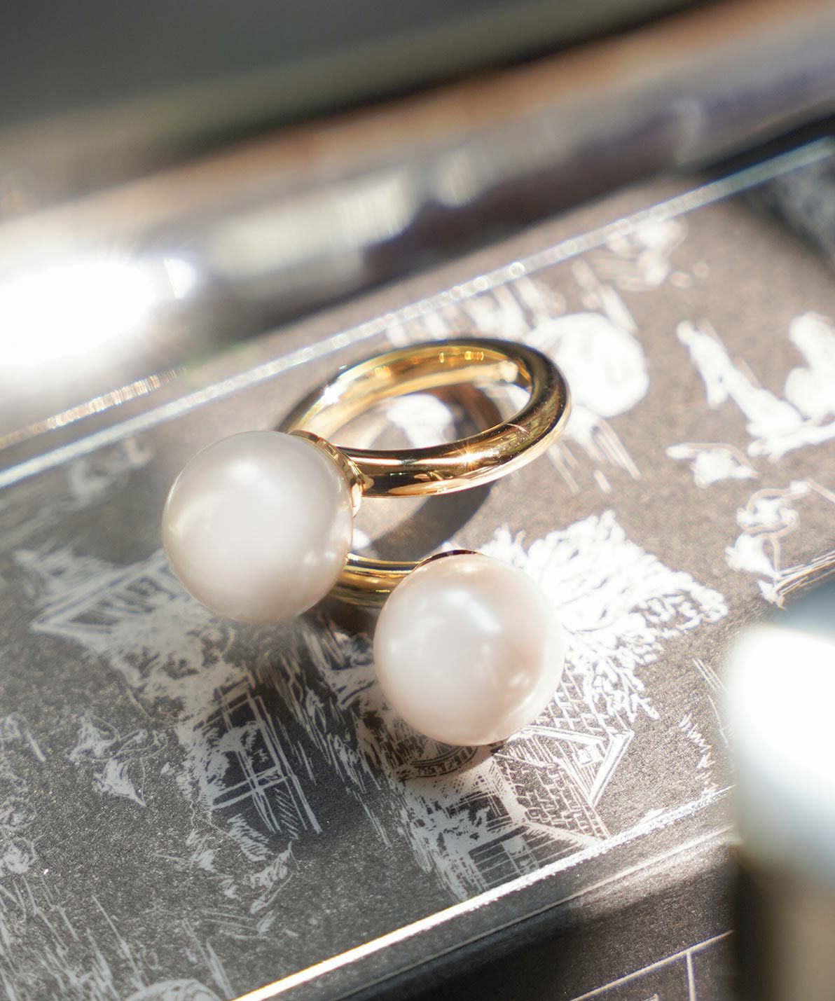 ツイスト ボリューム パール リング Twist Volume Pearl Ring