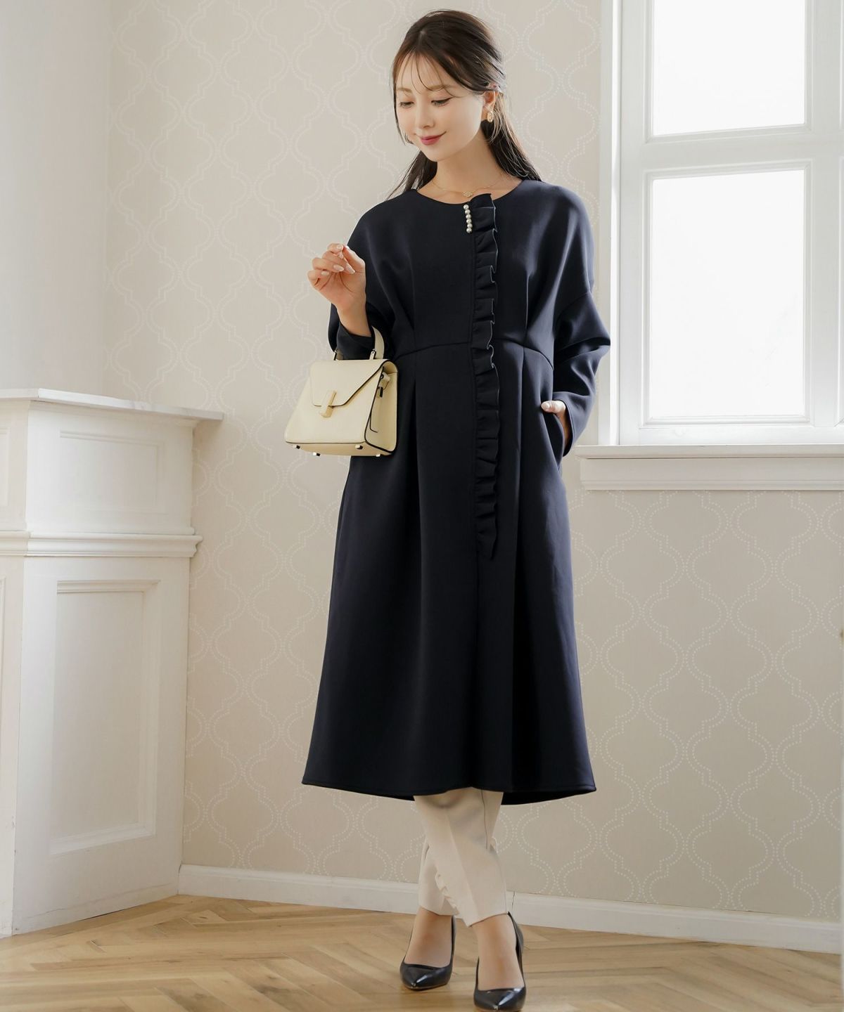 アウター ダンボールニット ロング丈 通勤 結婚式 披露宴 セレモニー 成人式 同窓会 デート 女子会 誕生日会 演奏会 発表会 七五三 20代 30代 パール フリル 長袖 オケージョン アイボリー ネイビー