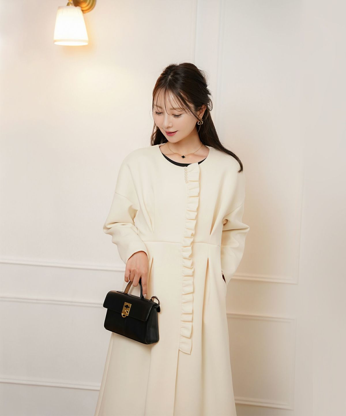 アウター ダンボールニット ロング丈 通勤 結婚式 披露宴 セレモニー 成人式 同窓会 デート 女子会 誕生日会 演奏会 発表会 七五三 20代 30代 パール フリル 長袖 オケージョン アイボリー ネイビー