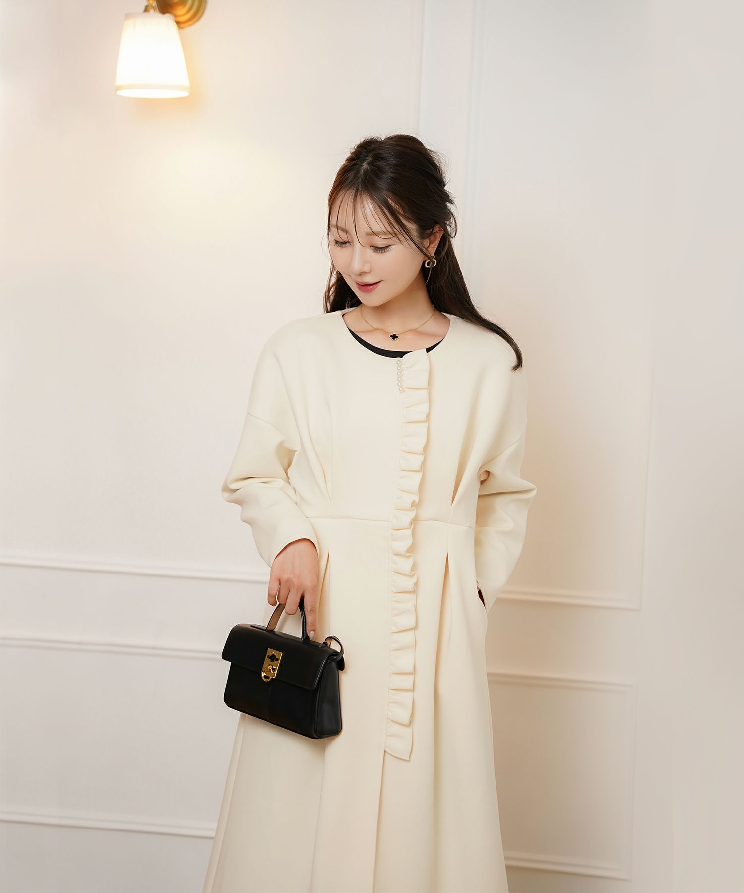 アウター ダンボールニット ロング丈 通勤 結婚式 披露宴 セレモニー 成人式 同窓会 デート 女子会 誕生日会 演奏会 発表会 七五三 20代 30代 パール フリル 長袖 オケージョン アイボリー ネイビー