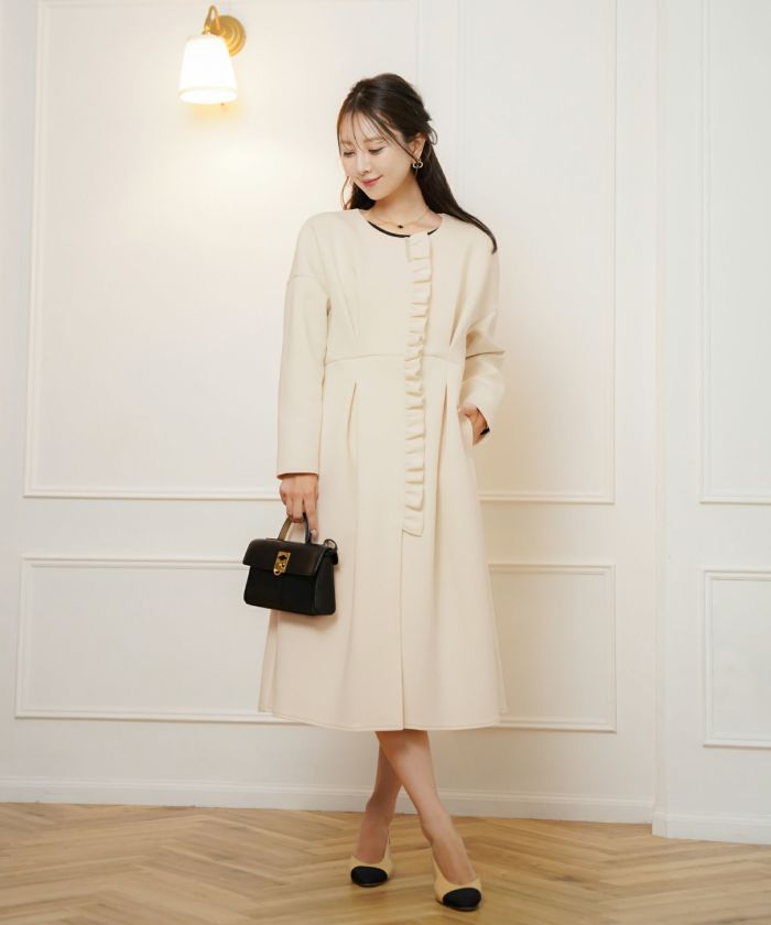 新品　ラウンジドレス　Atelier N°5 サテンコクーンブルゾン 新品ラウンジドレスAtelier N°5 サテンコクーンブルゾン