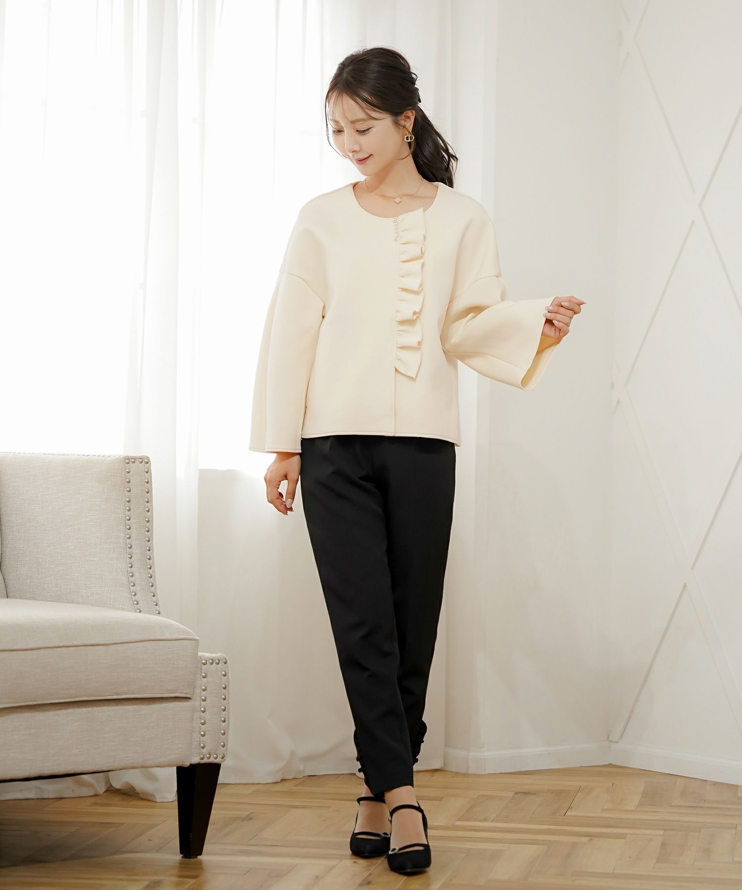 アウター ダンボールニット ミドル丈 ショート丈 通勤 結婚式 披露宴 セレモニー 成人式 同窓会 デート 女子会 誕生日会 演奏会 発表会 七五三 20代 30代 パール フリル 長袖 オケージョン アイボリー ネイビー