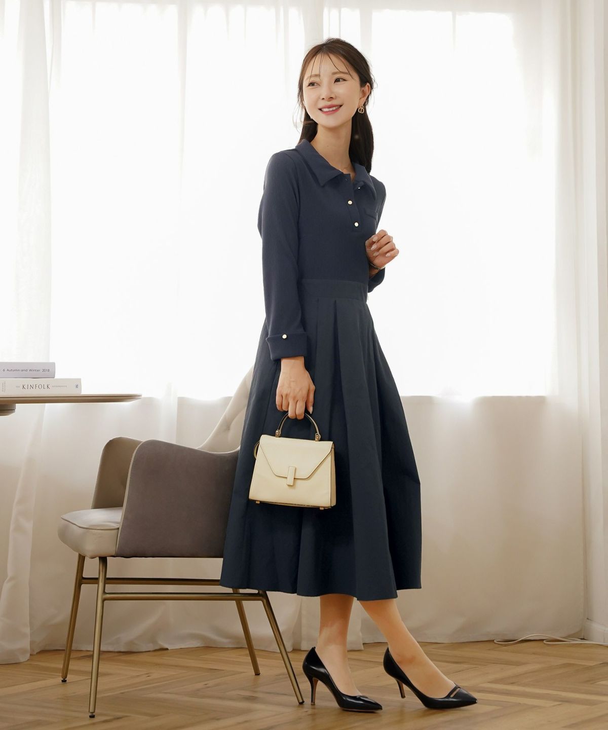 ワンピース フィット&フレア 長袖 カットソー タフタ 異素材 ドッキング 襟 ポロ フレア ゴムウエスト ポケット ブラウン モカ ピンク ブラック キャメル ネイビー 20代 30代 上品 エレガント フェミニン カジュアル  デイリー 配色