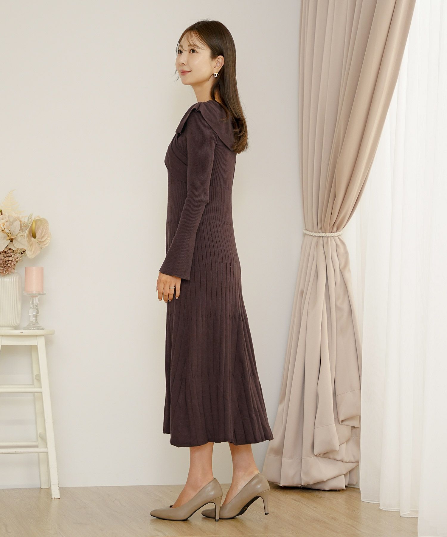 ワンピース ニット リボン オフショル 長袖 フレア袖 スリーブ ブラウン モカ ネイビー グレー きれいめ 楽ちん ディナー 食事会 女子会