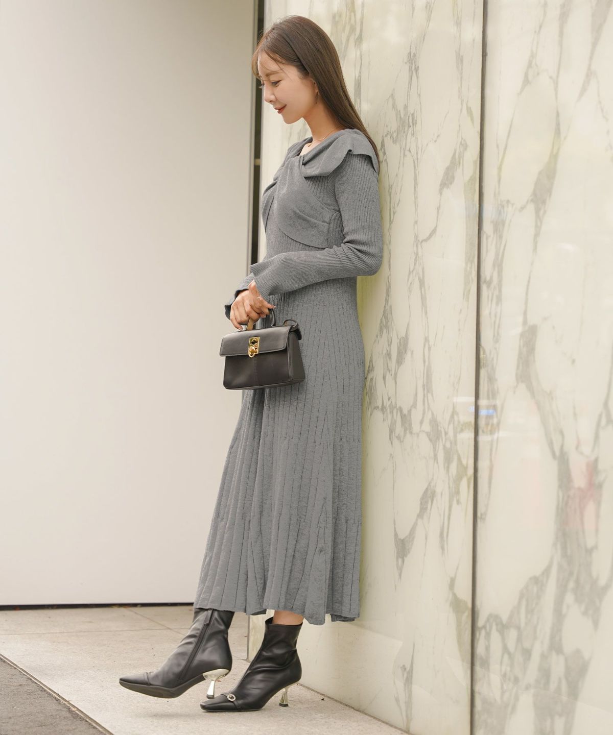 ワンピース ニット リボン オフショル 長袖 フレア袖 スリーブ ブラウン モカ ネイビー グレー きれいめ 楽ちん ディナー 食事会 女子会