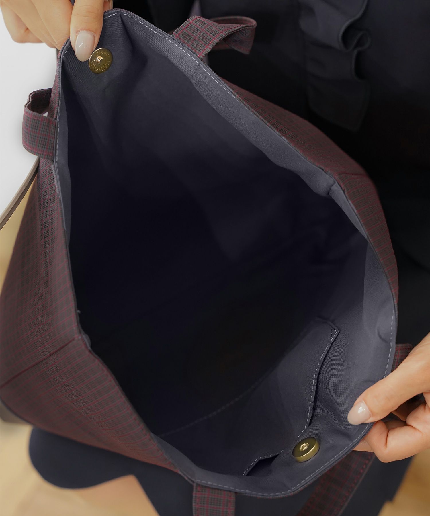 バッグ クラシカル カジュアル 学校行事 授業参観 トートバッグ ポーチ セット 木馬 エンブレム お揃い きれいめ オケージョン ネイビー グリーン ベージュ ブラウン