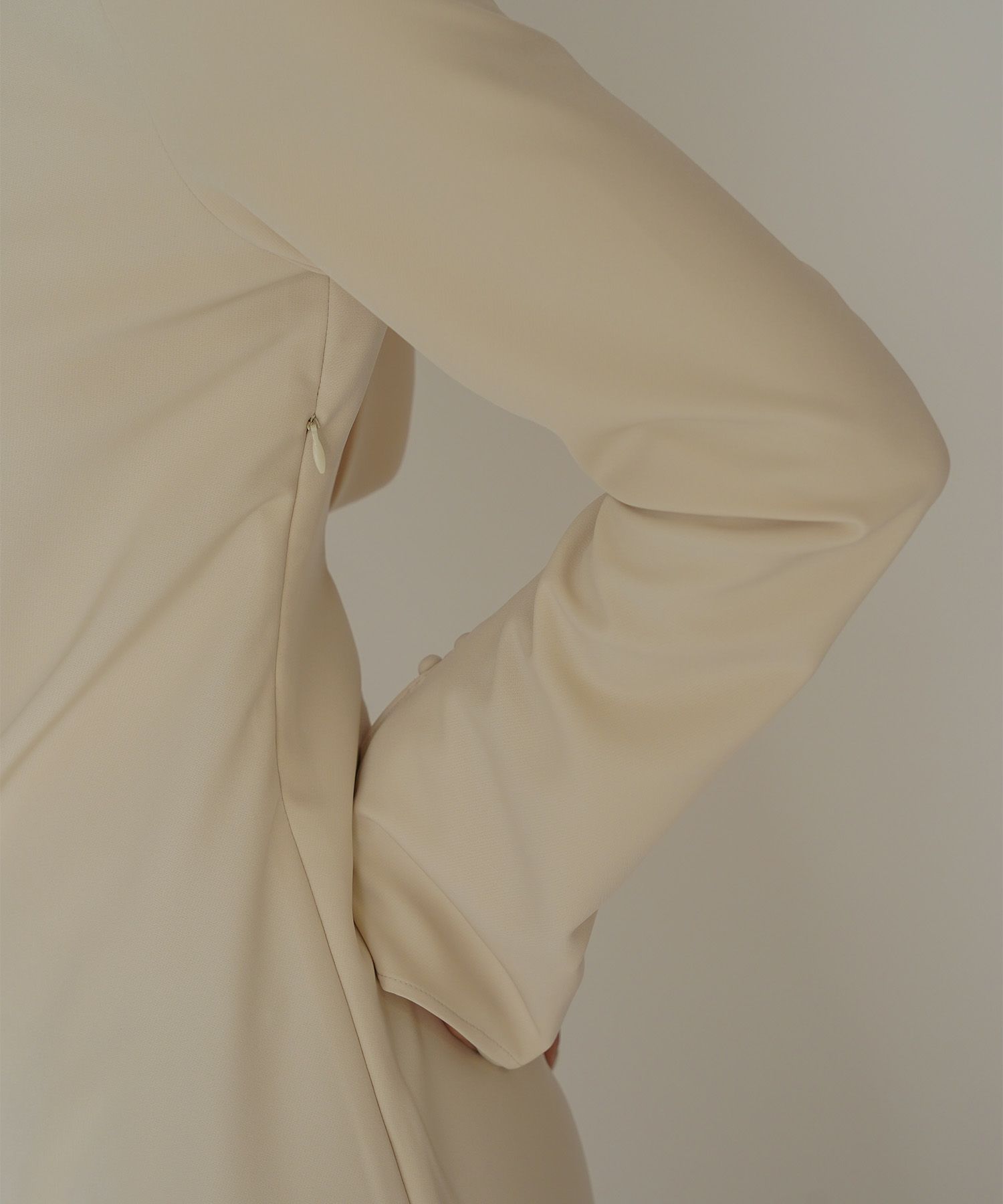 結婚式 フォーマル ディナー バックオープン パーティードレス 二次会 前撮り モード Iライン タイト 韓国風 綺麗め 細見え カジュアル KINO THE KEI