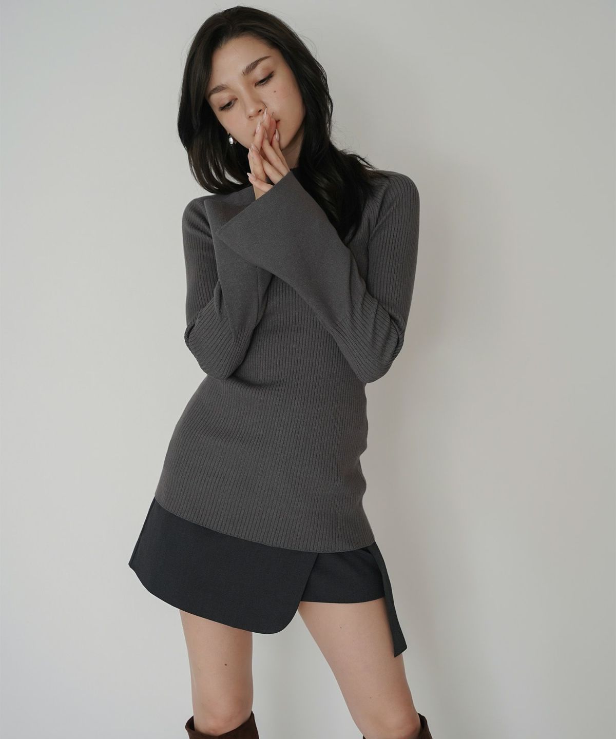 ミニスカート ショート丈 ミニボトム ウエストゴム 台形 タイトスカート 制服 韓国風 綺麗め 細見え カジュアル KINO THE KEI