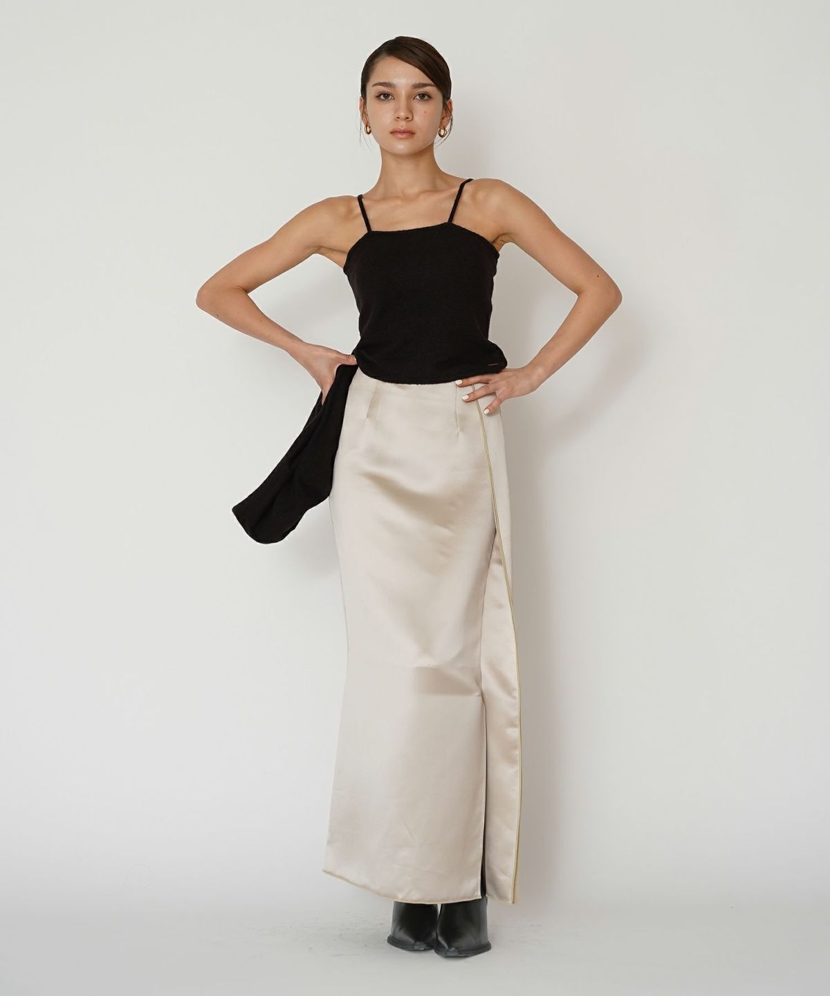 オフィス フォーマル デート サテンスカート Iラインスカート ロングスカート タイトスカート 韓国風 綺麗め 細見え カジュアル KINO THE KEI